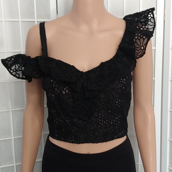 Rebecca Taylor Lace Off-Shoulder Crop Top – Black – 8 - Picture 1 of 15